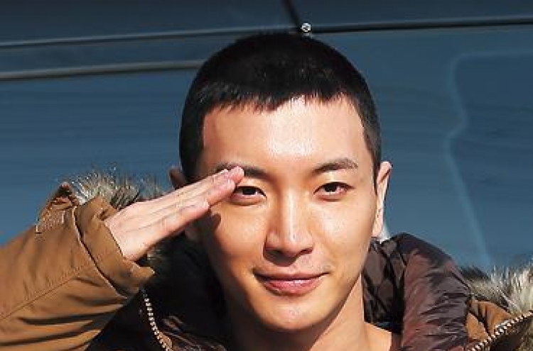 Military part of heartthrobs’ life