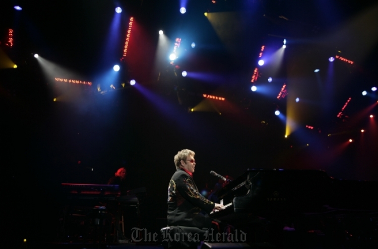 Elton John to return to Korea for one night only