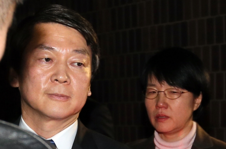 Ahn withdrawal shakes up presidential race