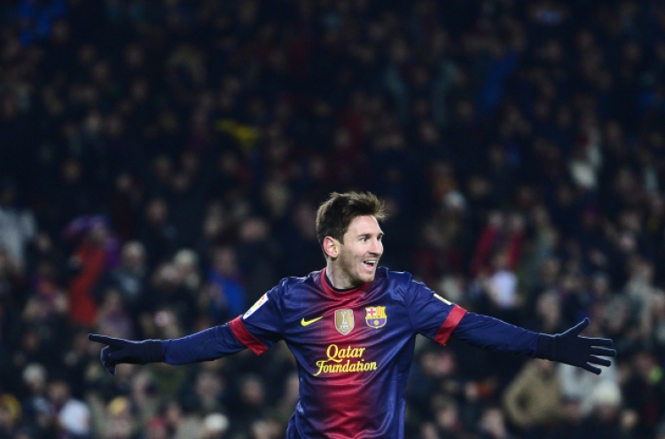 Messi nears goal record