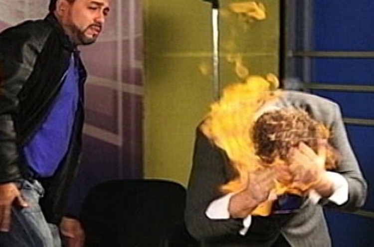 U.S. magician burned in Dominican TV ’stunt’