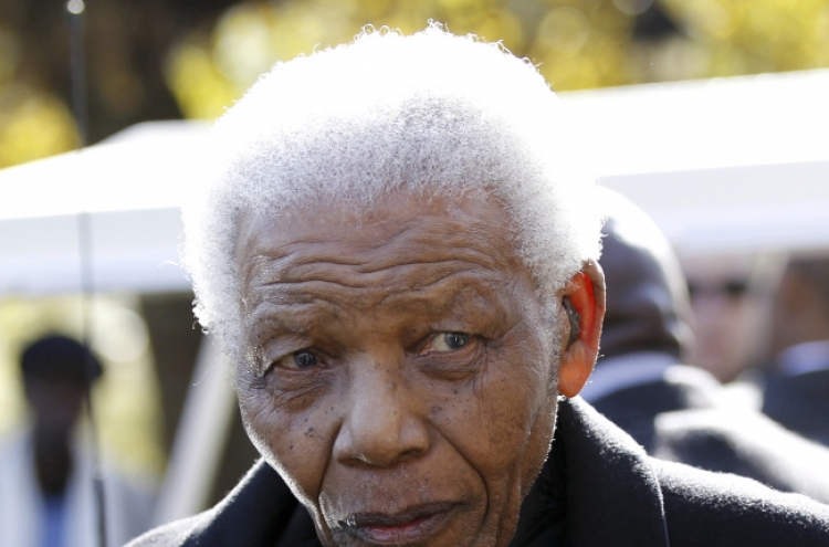 S. African icon Nelson Mandela hospitalized