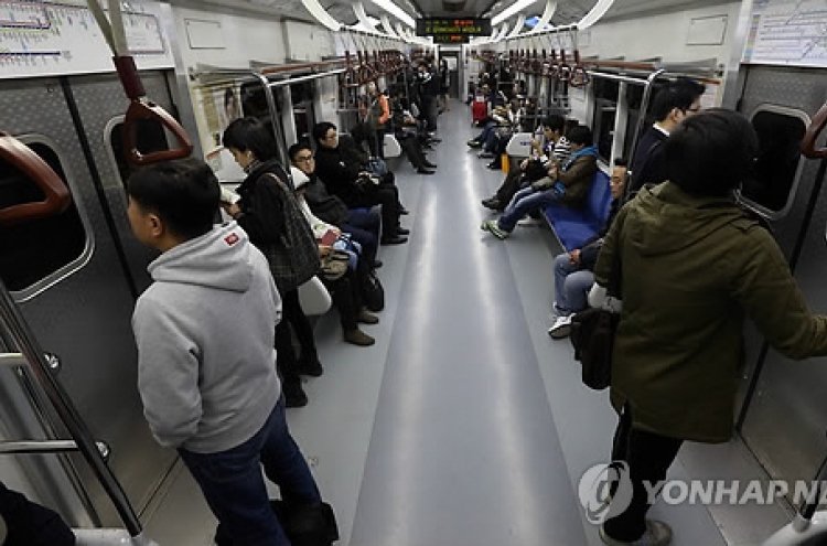 Seoul subway workers threaten to strike Tuesday