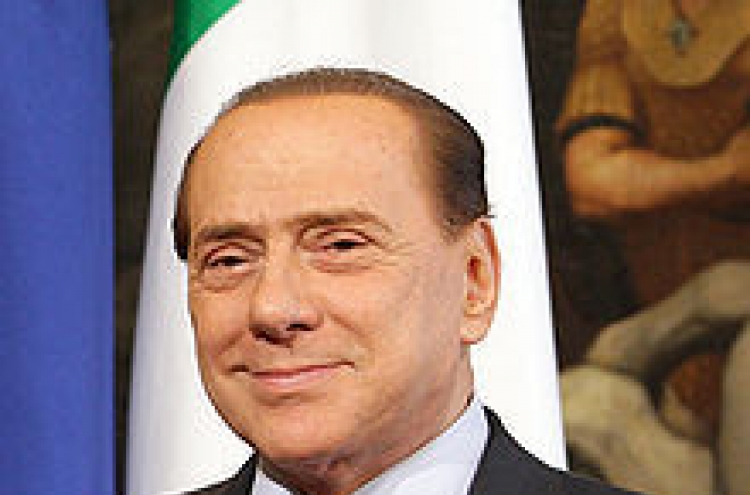 Berlusconi gets engaged to 28-year-old