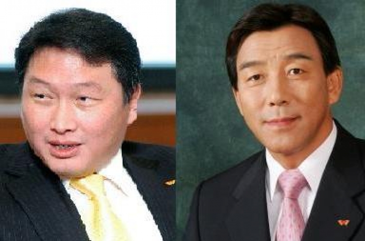 SK chairman Chey steps down