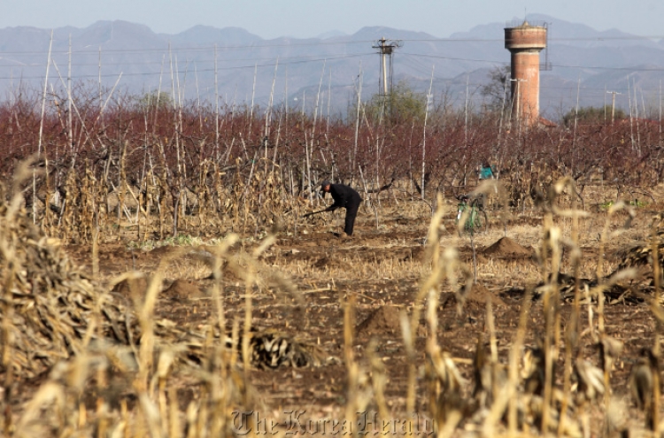 China pledges rural reforms to boost incomes