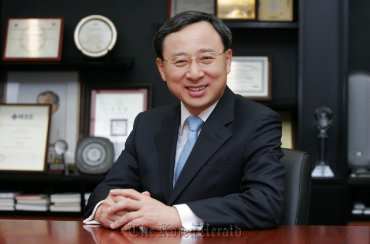 Ex-Samsung semiconductor chief to teach at SNU