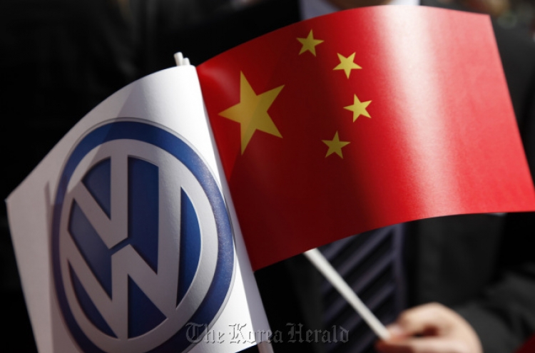 VW races with GM for China crown