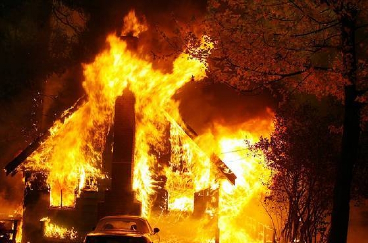 Spurned lover arrested for setting fire to his ex’s house