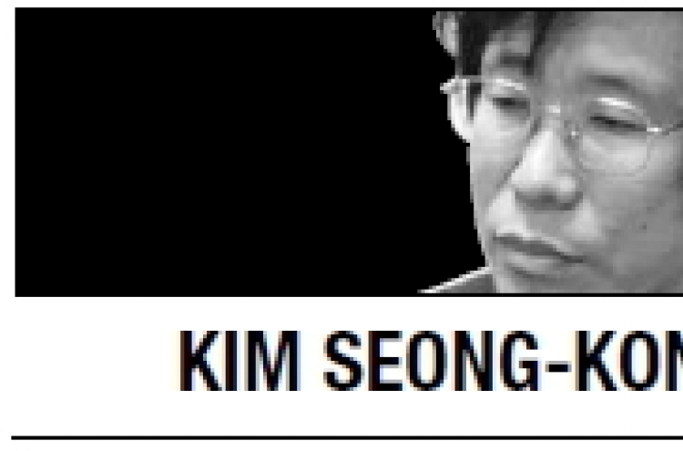 [Kim Seong-kon] The worsening war against the older generation
