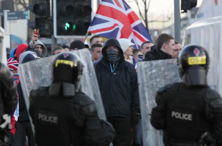 29 Belfast police officers injured in Catholic-Protestant clash