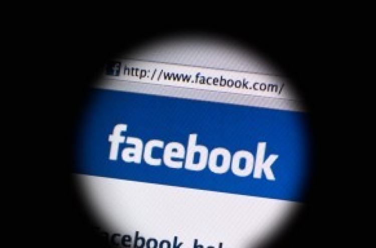 Facebook posts more memorable than book quotes: study