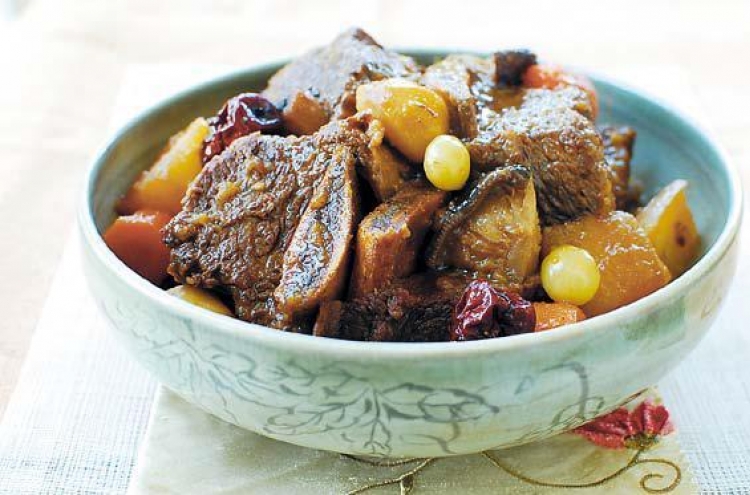 Galbijjim, (braised short ribs)