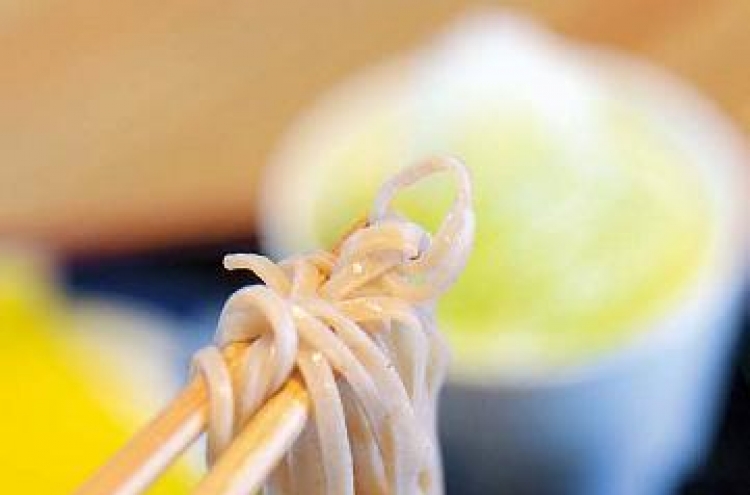 Authentic Tokyo-style soba in Seoul