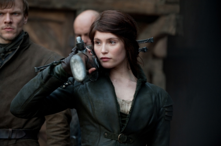 Renner, Arterton gear up for witch hunting as Hansel & Gretel