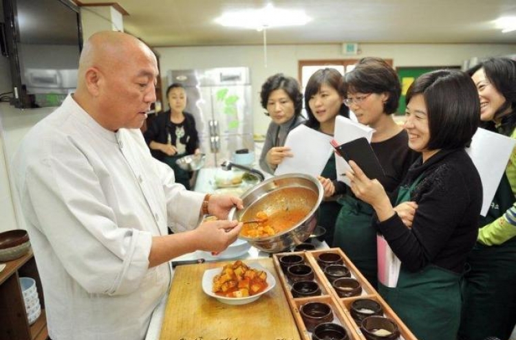 Korean ‘temple cuisine’ feeds body and soul