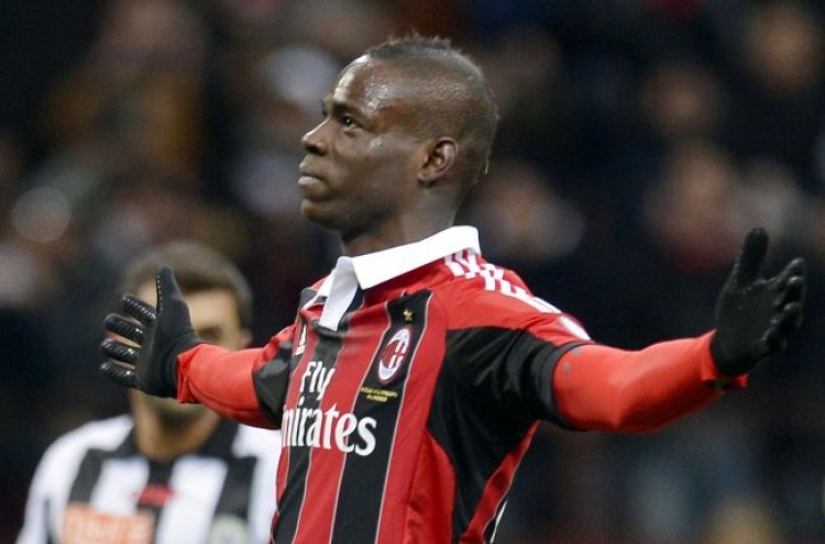 Balotelli tops soccer rankings