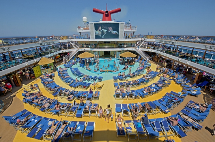 Cruises focusing more on food, family groups