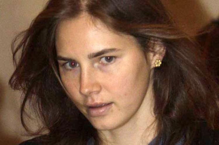 Former jailed student Amanda Knox talking to ABC