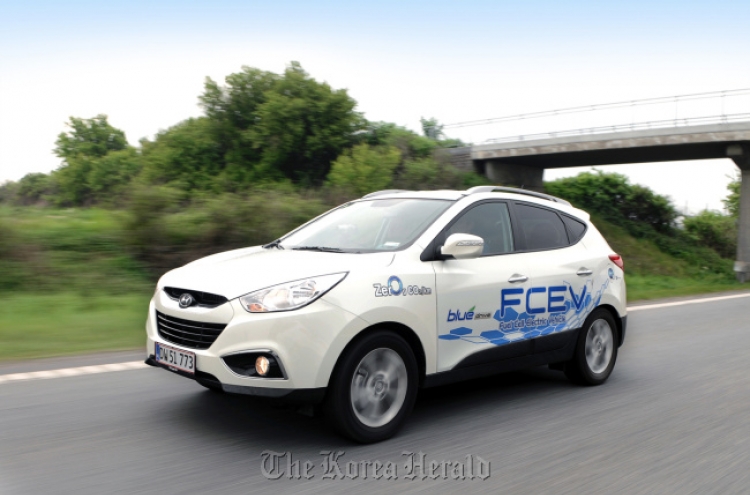 Hyundai’s fuel cell car drives more smoothly than popular hybrids