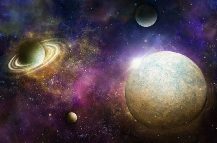 Comet dust seeding life to Jupiter moons?