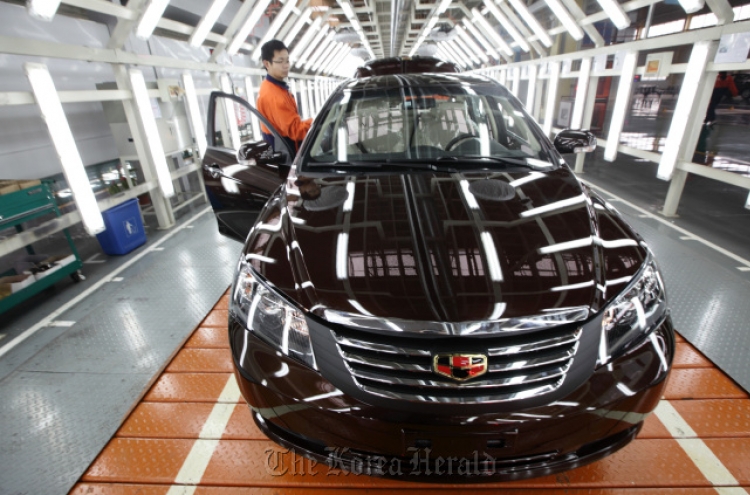 China decade away from global carmaker: analyst
