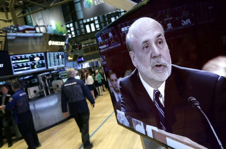 Bernanke: Fed to support low rates