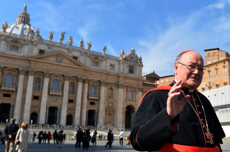 Cardinals begin pre-conclave meetings