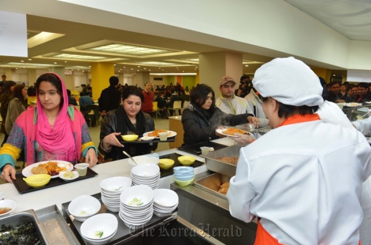 Hanyang University opens halal food court
