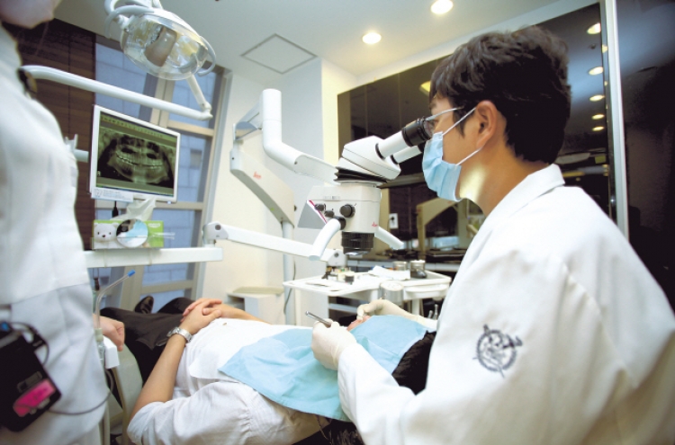 Dental microscopes boost quality of treatment