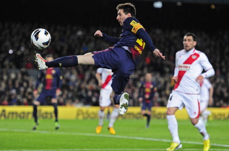 Messi, Barcelona rule soccer poll
