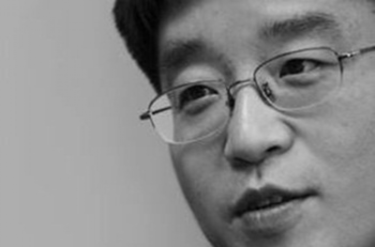 인권운동가 고은태 교수, 성희롱 파문 휩싸여