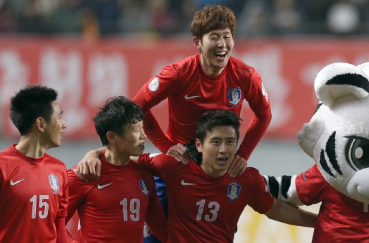 S. Korea edges past Qatar in World Cup qualifier