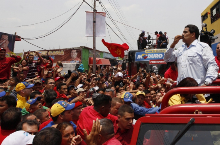 Rallies kick off Venezuelan campaign