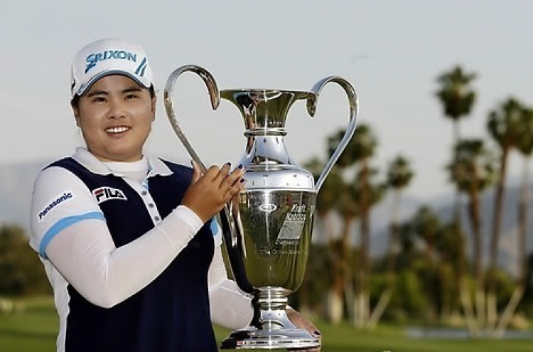 S. Korean golfer Park In-bee rises to No. 1 in women's world rankings