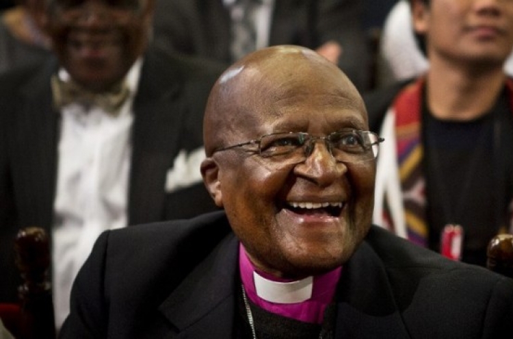 S. Africa’s Tutu in hospital for ‘persistent infection’