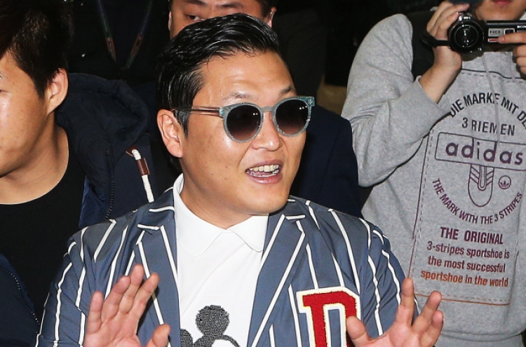 Psy heads off on U.S. promotional tour