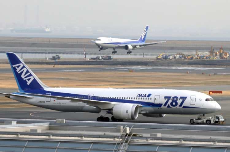 FAA says Boeing 787 can fly