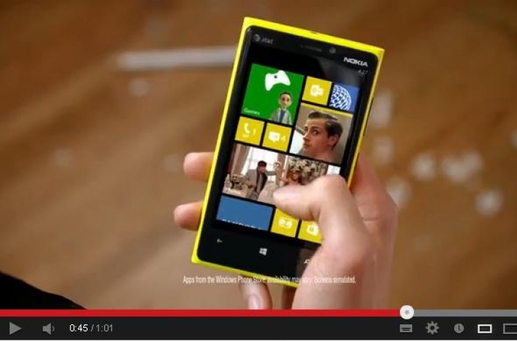 Microsoft’s new ad parodies battle between Samsung, Apple