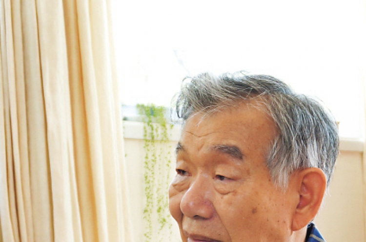 Youn Myeung-ro: 50 years of life in art