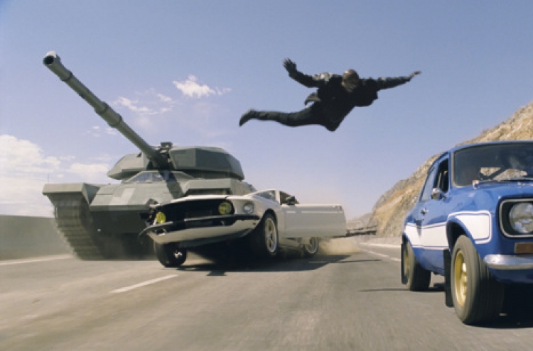 Box office: The Fast and the Furious 6, Montage, Dear Dolphin