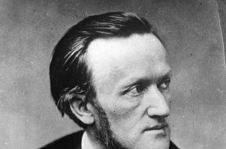 Bayreuth pays homage to Wagner on 200th birthday