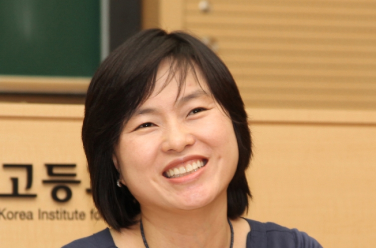 Korean to be Yale’s first-ever tenured female math professor