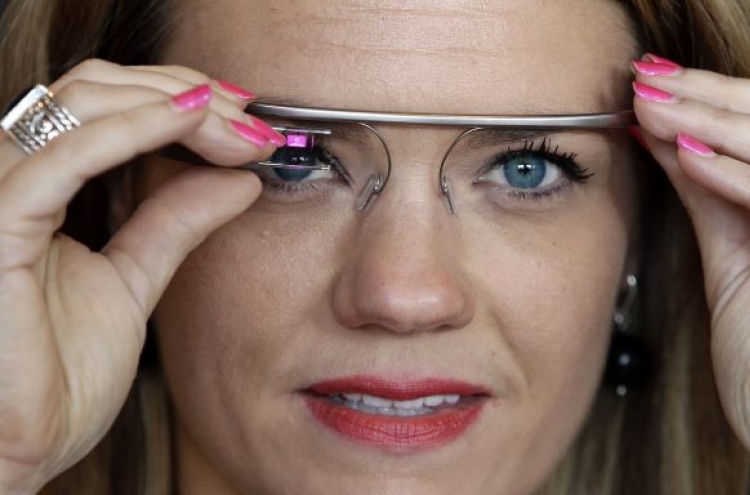 Google nixes face-recognition features in Glass eyewear