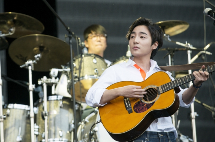 Roy Kim to hold first nationwide tour