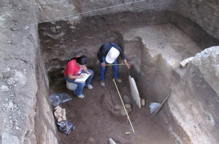 Mayan artifacts surface in El Salvador construction site