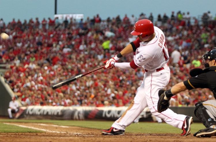 4 solo HRs lead Reds’ victory