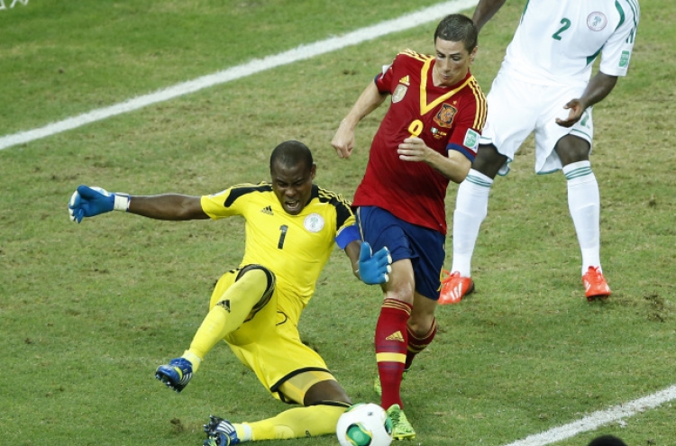 Spain, Uruguay reach Confed Cup semi-finals