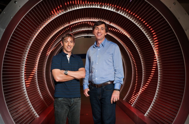 Zynga CEO steps down, Microsoft exec to take post