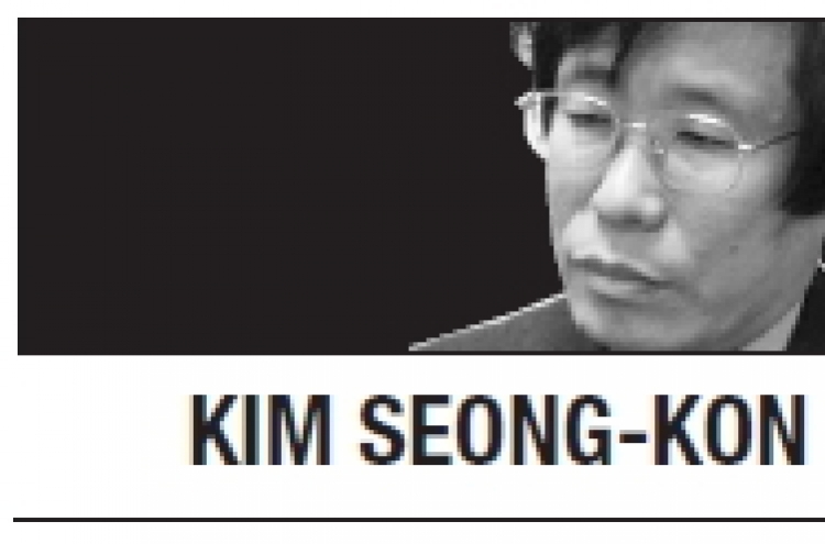 [Kim Seong-kon] Why are we still carrying illegal, defective weapons?